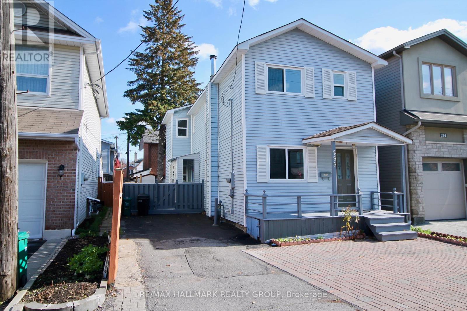 255 WESTHAVEN CRESCENT, Ottawa, Ontario