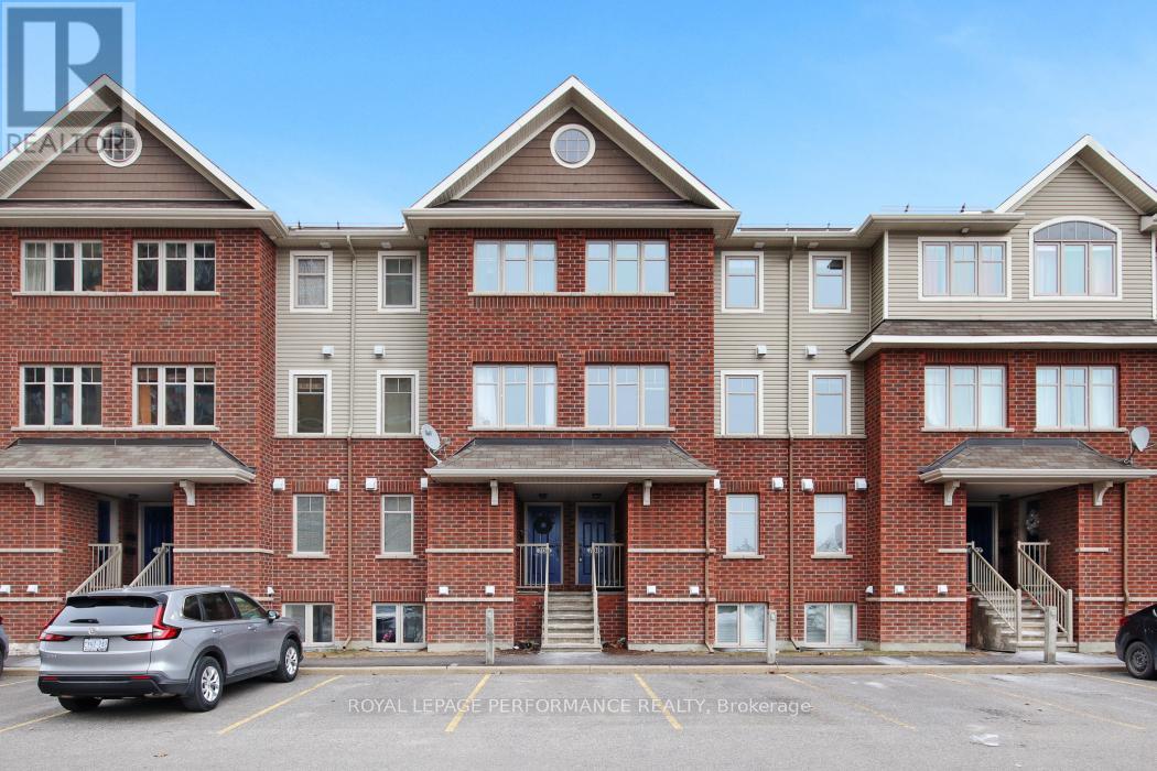 700 REARDON PRIVATE, Ottawa, Ontario