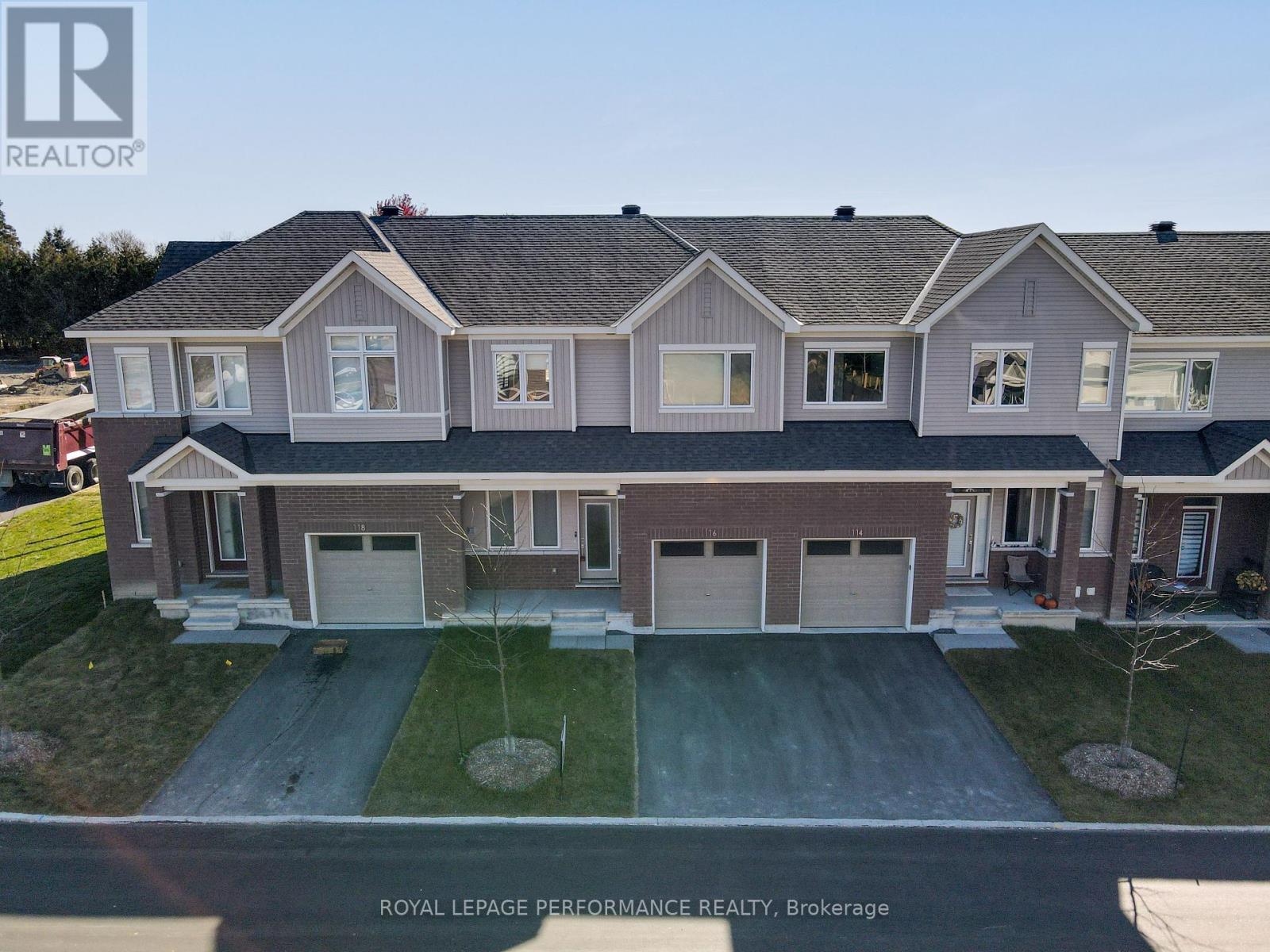 116 PIZZICATO STREET, Ottawa, Ontario