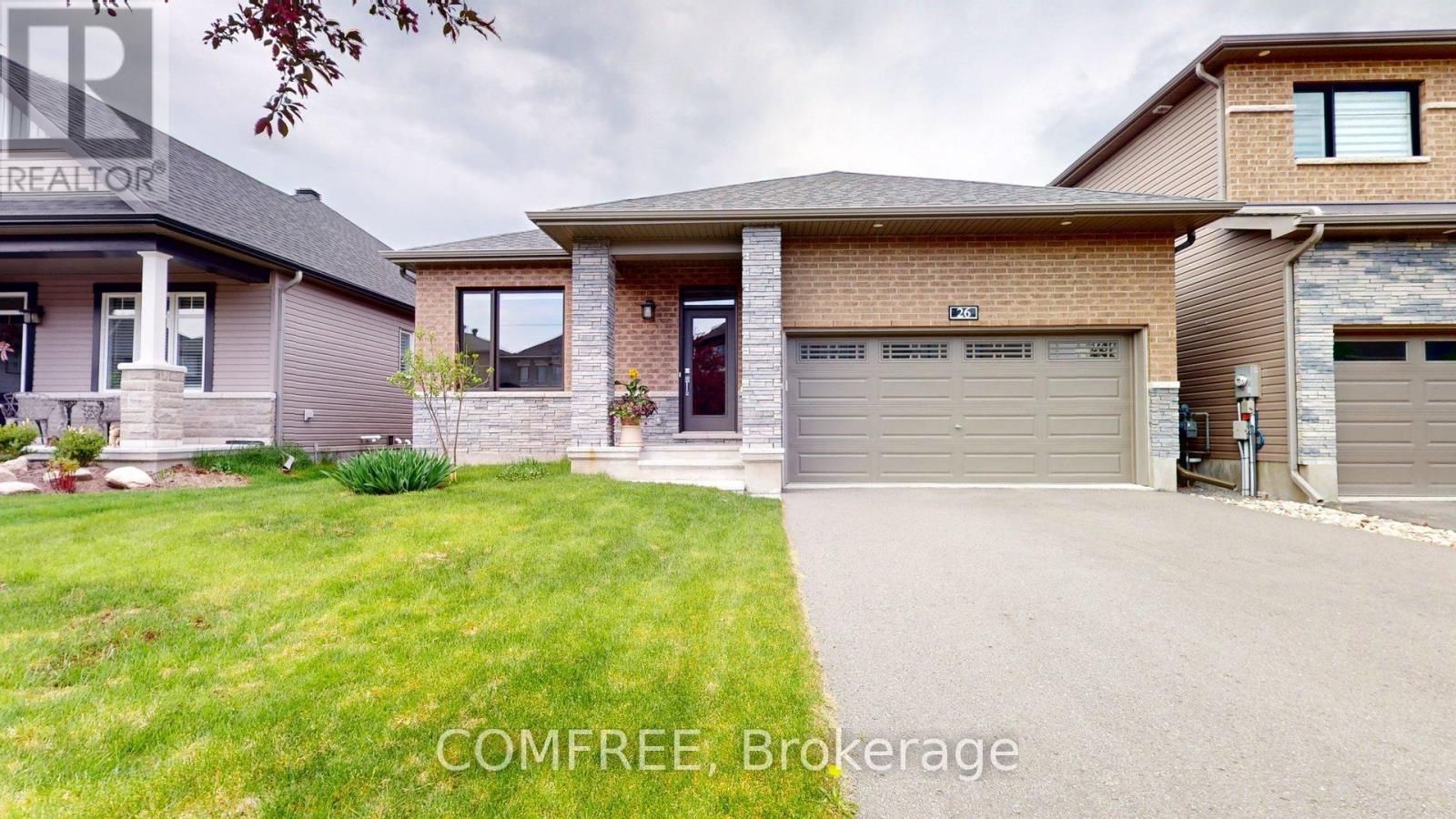 26 STICKLEBACK WAY, Ottawa, Ontario