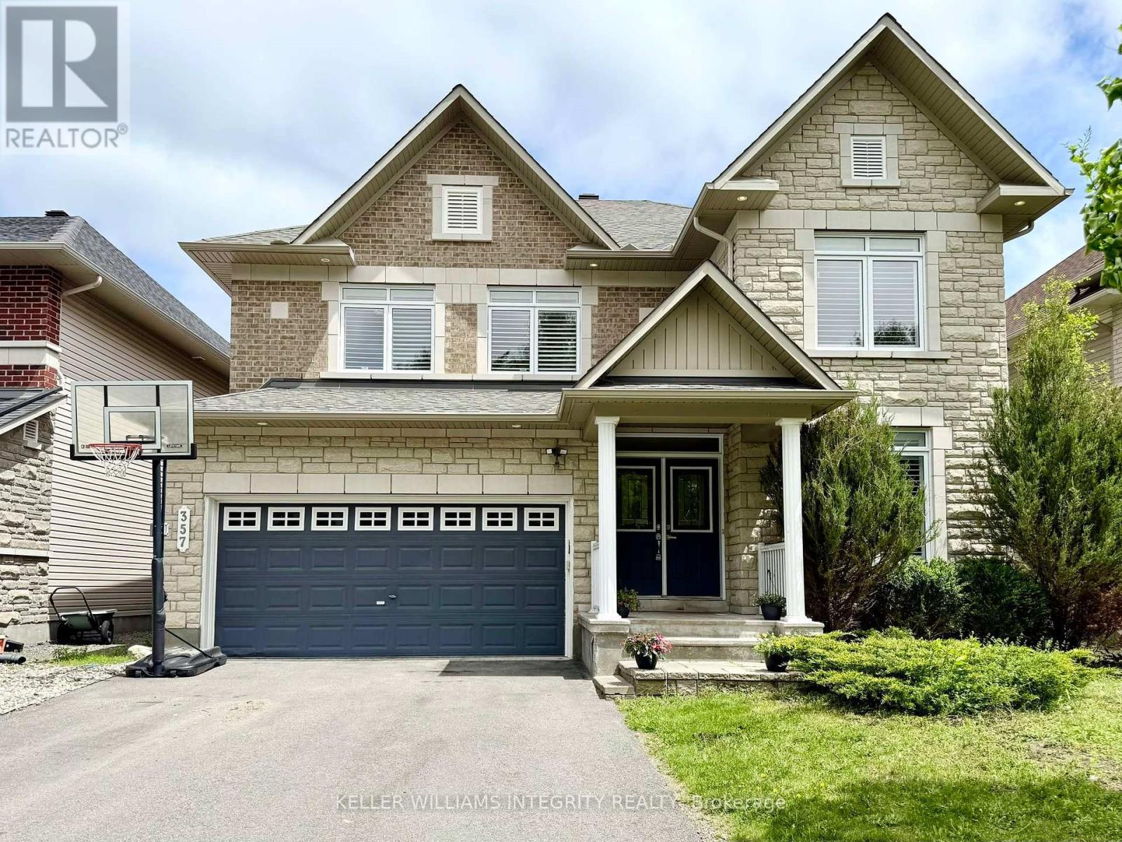 357 LANGRELL CRESCENT, Ottawa, Ontario