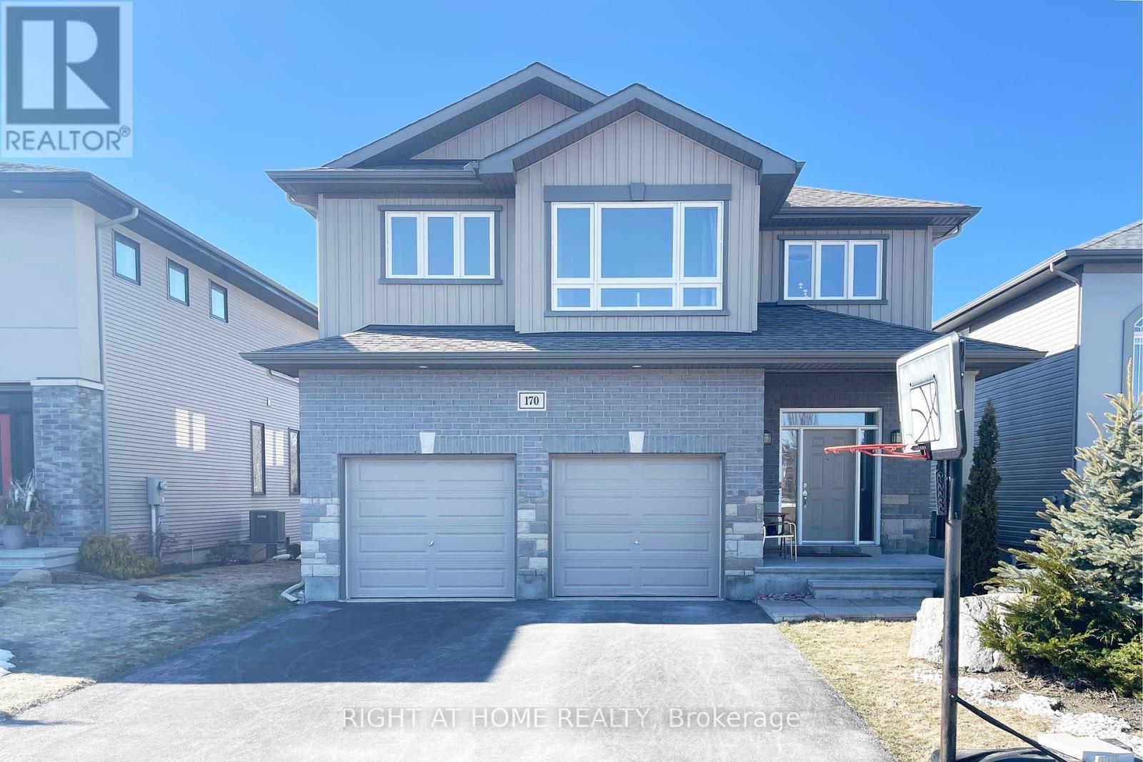 170 ESCARPMENT CRESCENT, Ottawa, Ontario