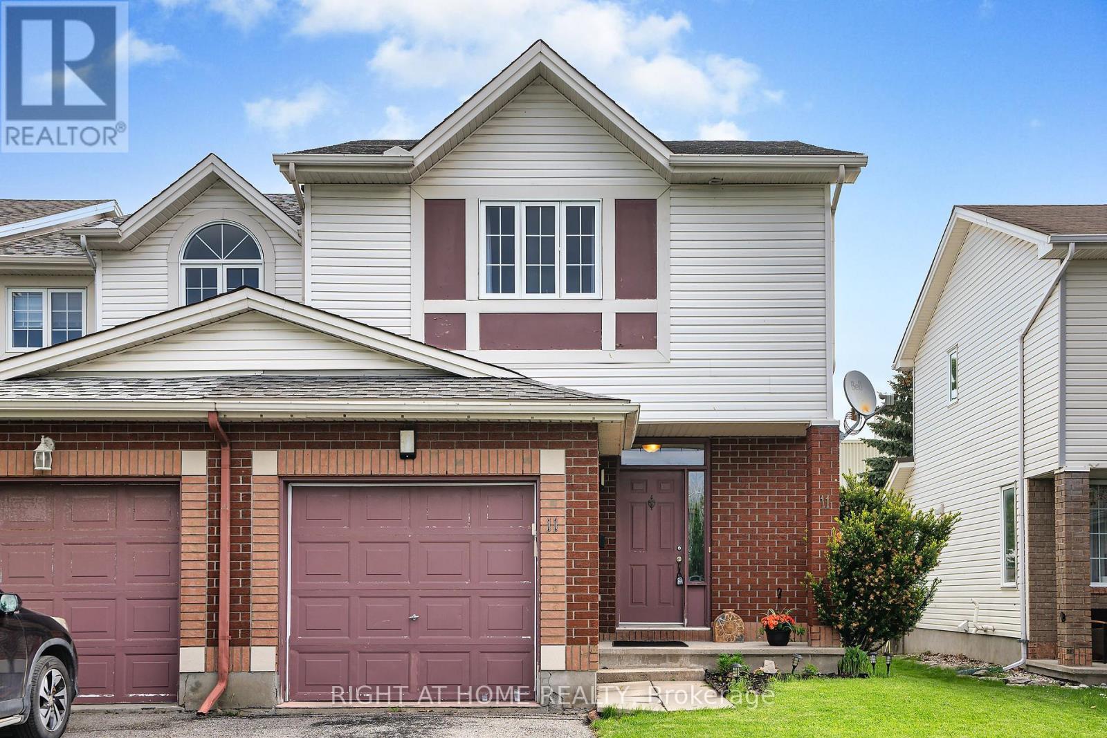 11 KINCARDINE DRIVE, Ottawa, Ontario