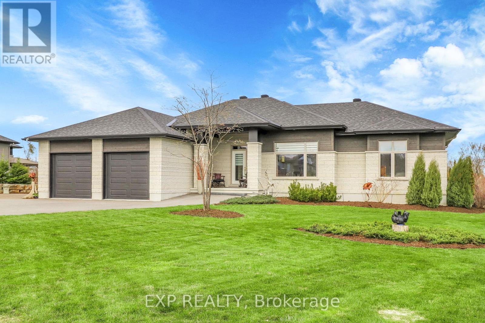 130 SUMNER DRIVE, Ottawa, Ontario