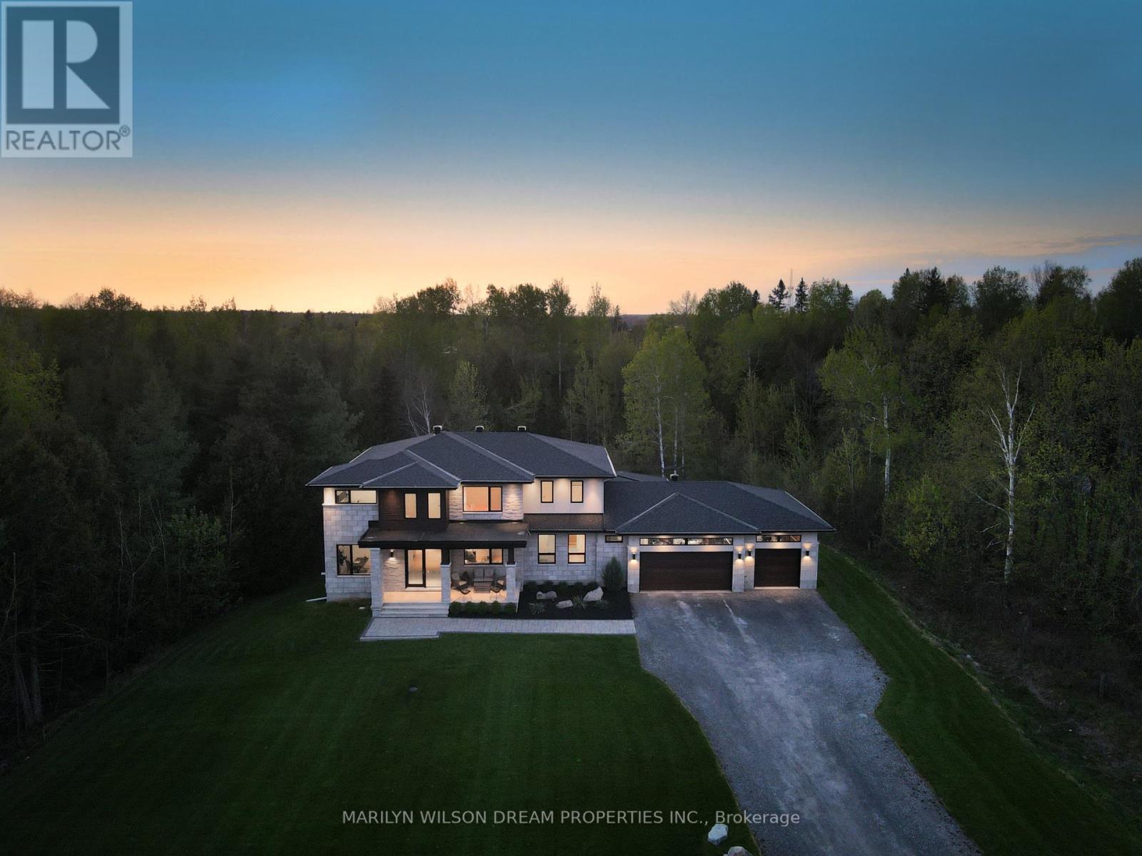 241 IRONSTONE COURT, Ottawa, Ontario