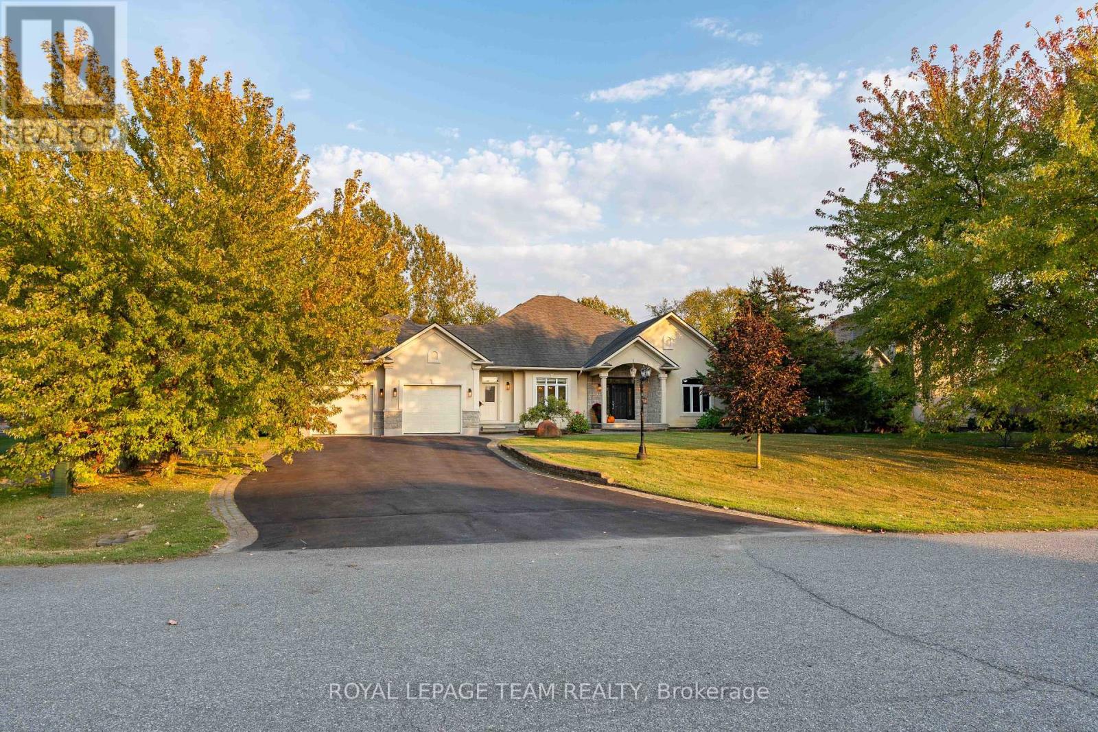 5422 WADELL COURT, Ottawa, Ontario