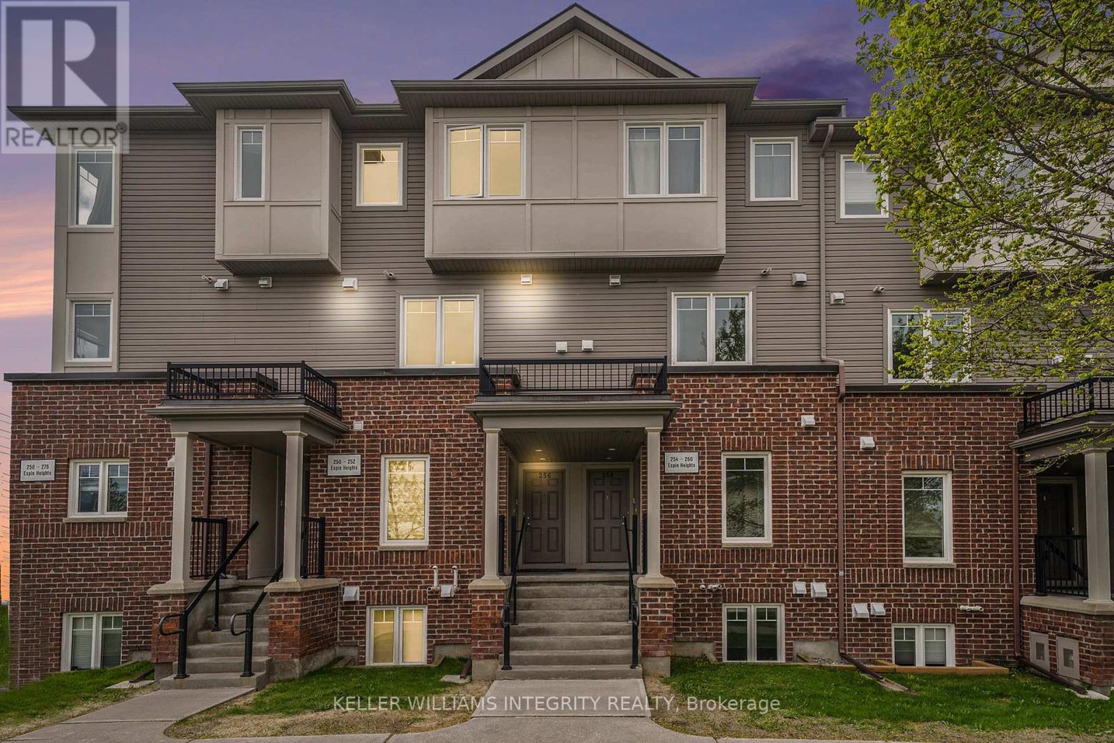 256 ESPIN HEIGHTS, Ottawa, Ontario