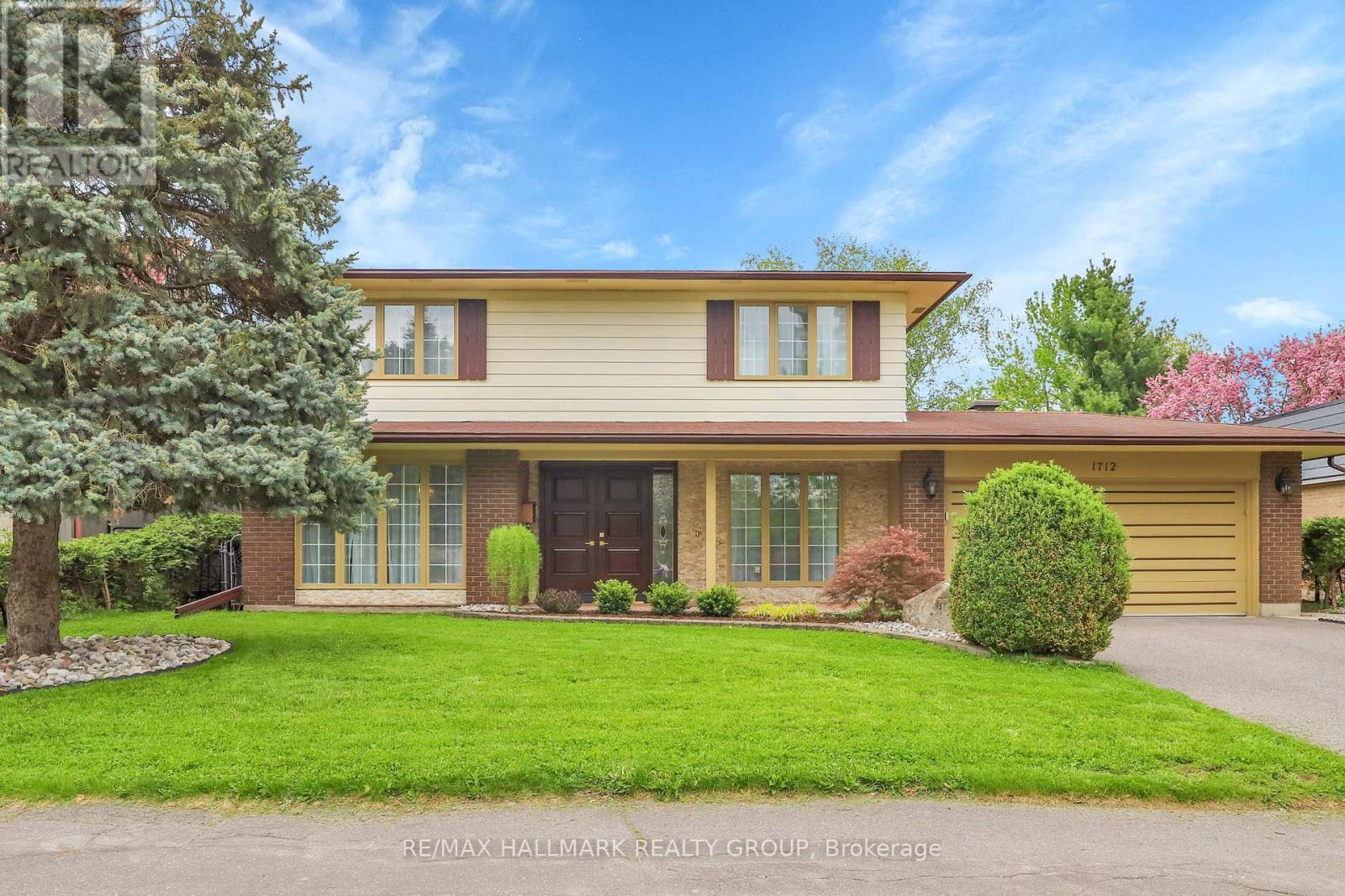 1712 PLAYFAIR DRIVE, Ottawa, Ontario