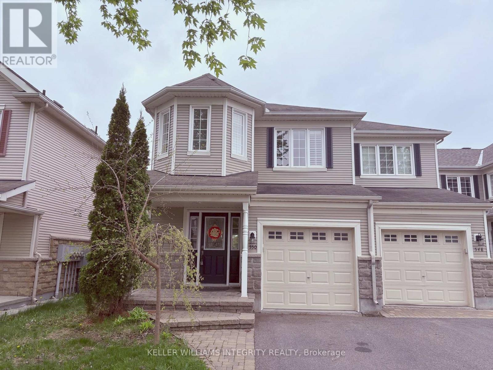 550 ASHBOURNE CRES CRESCENT, Ottawa, Ontario