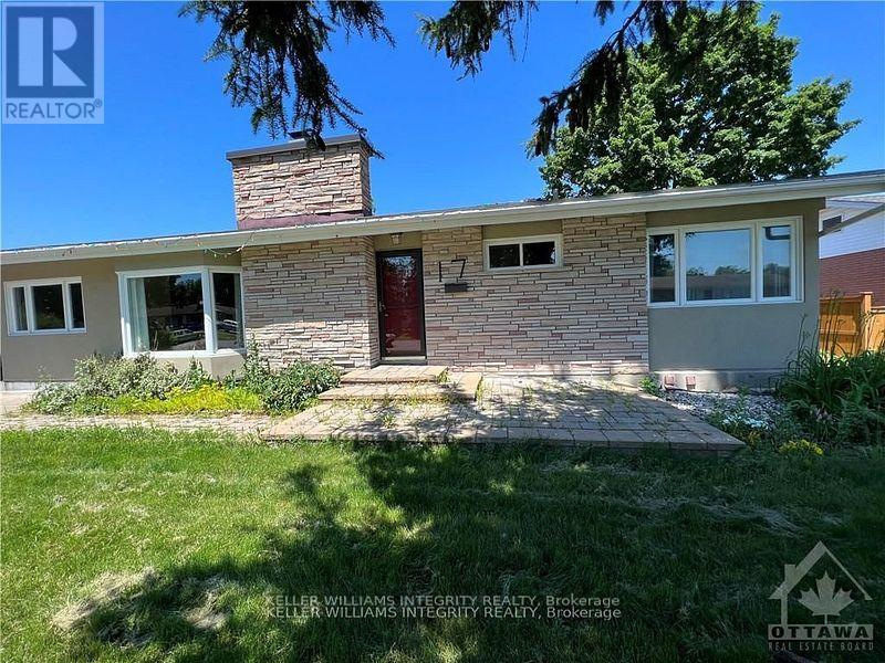 17 GRANGEMILL AVENUE, Ottawa, Ontario
