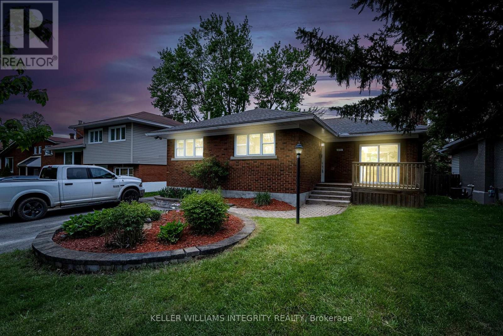1695 GAGE CRESCENT N, Ottawa, Ontario