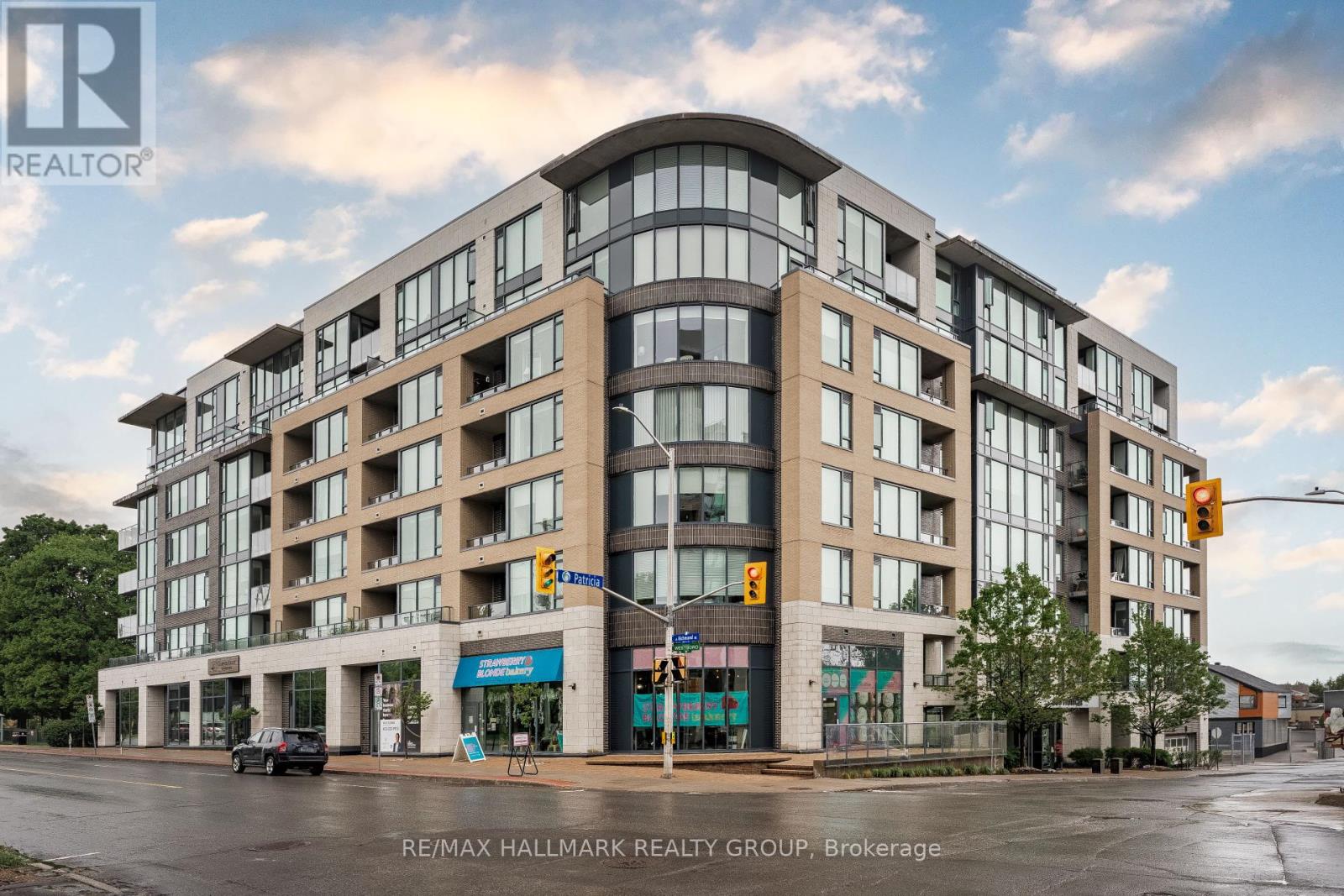 613 - 360 PATRICIA AVENUE, Ottawa, Ontario