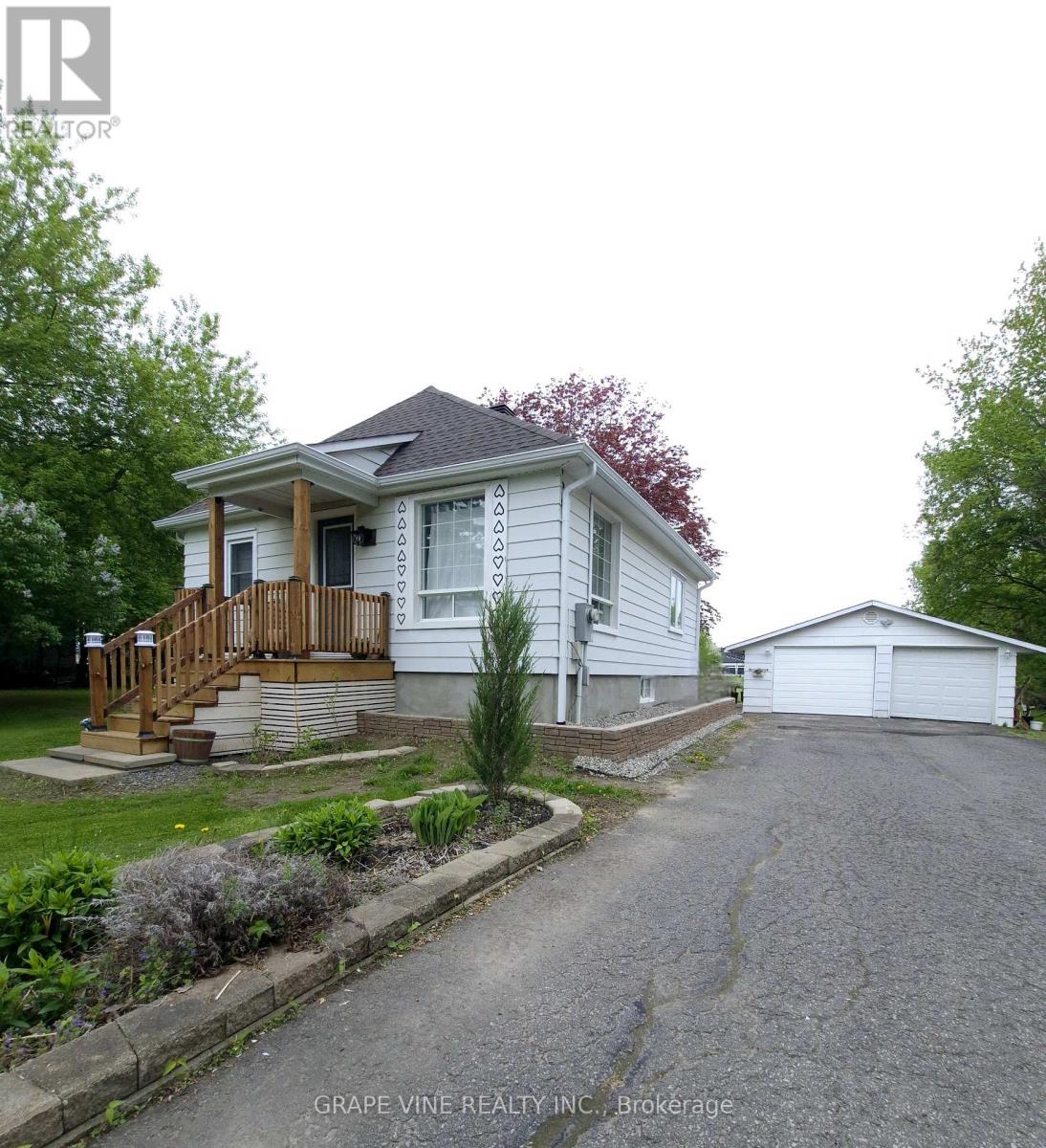 8942 MITCH OWENS ROAD, Ottawa, Ontario