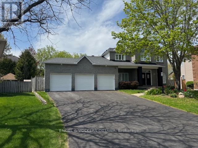 32 MORNINGSUN CRESCENT, Ottawa, Ontario