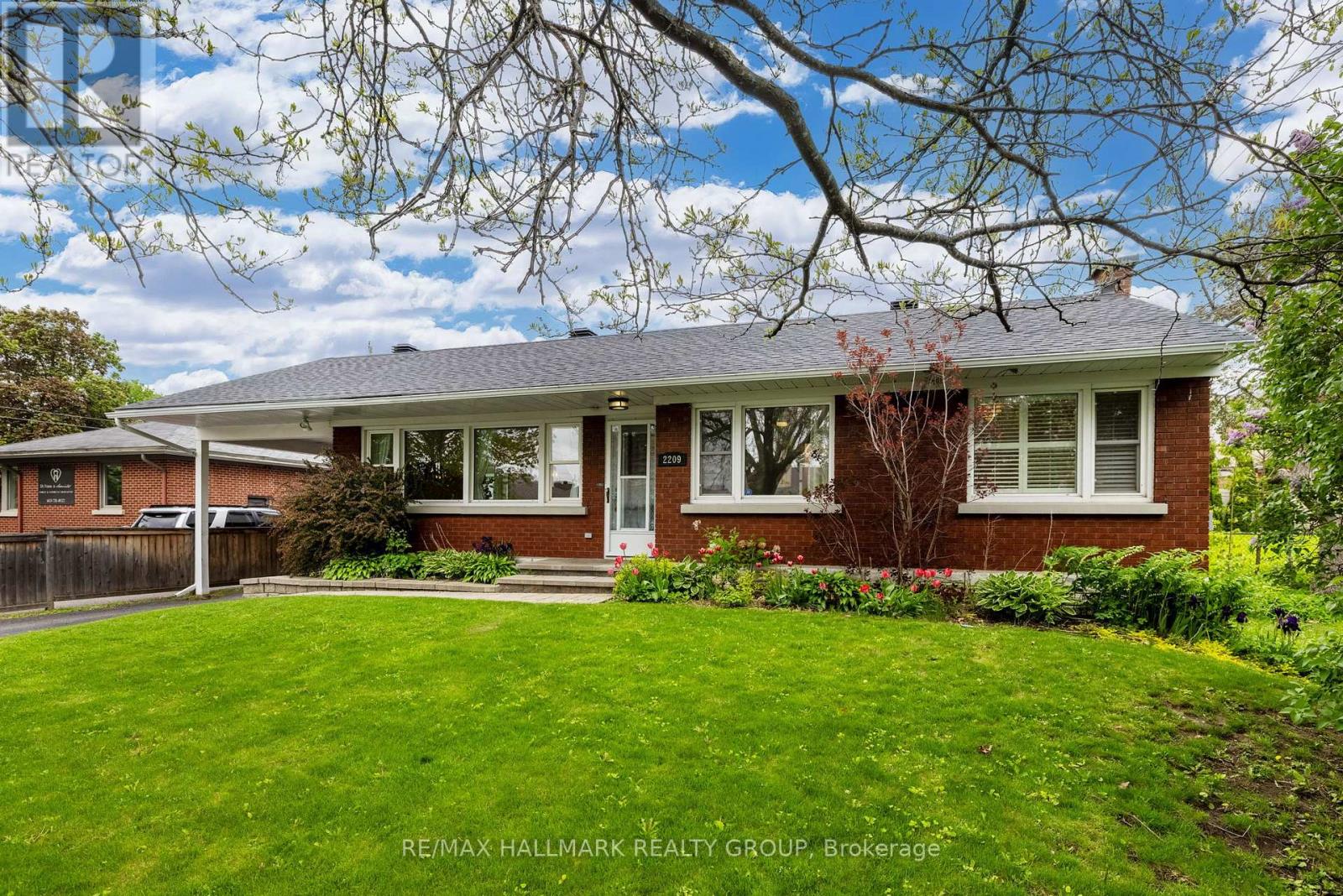 2209 UTAH STREET, Ottawa, Ontario