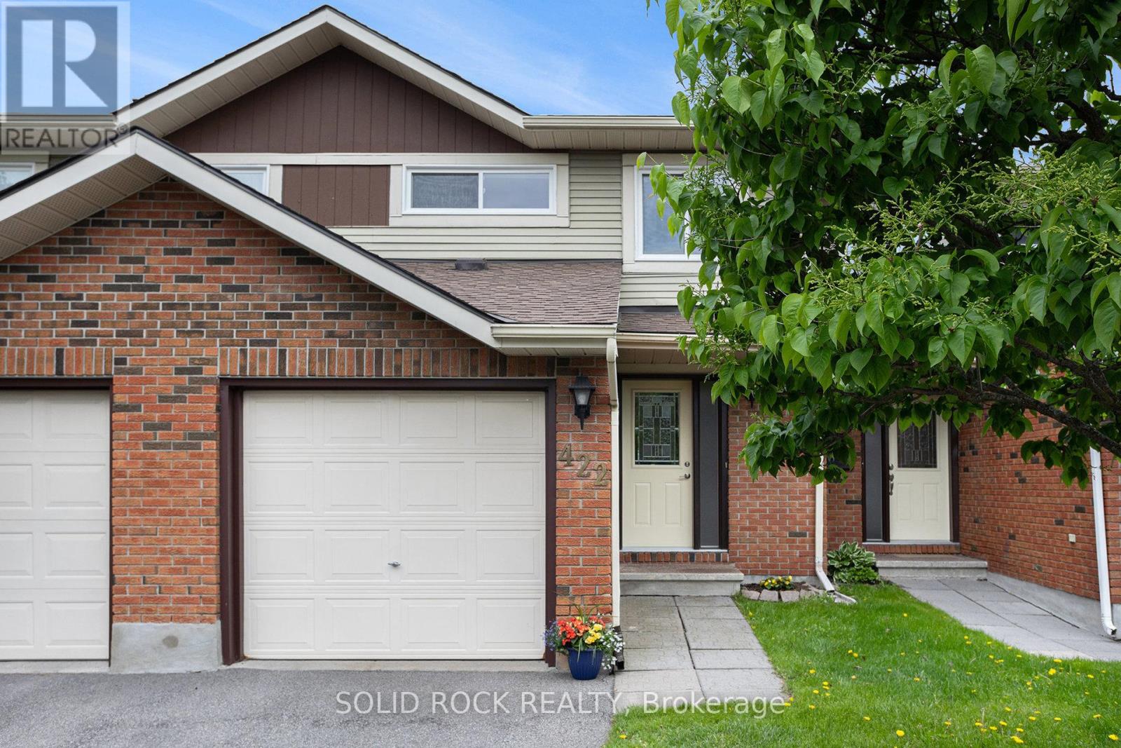 422 SANDHAMN PRIVATE, Ottawa, Ontario