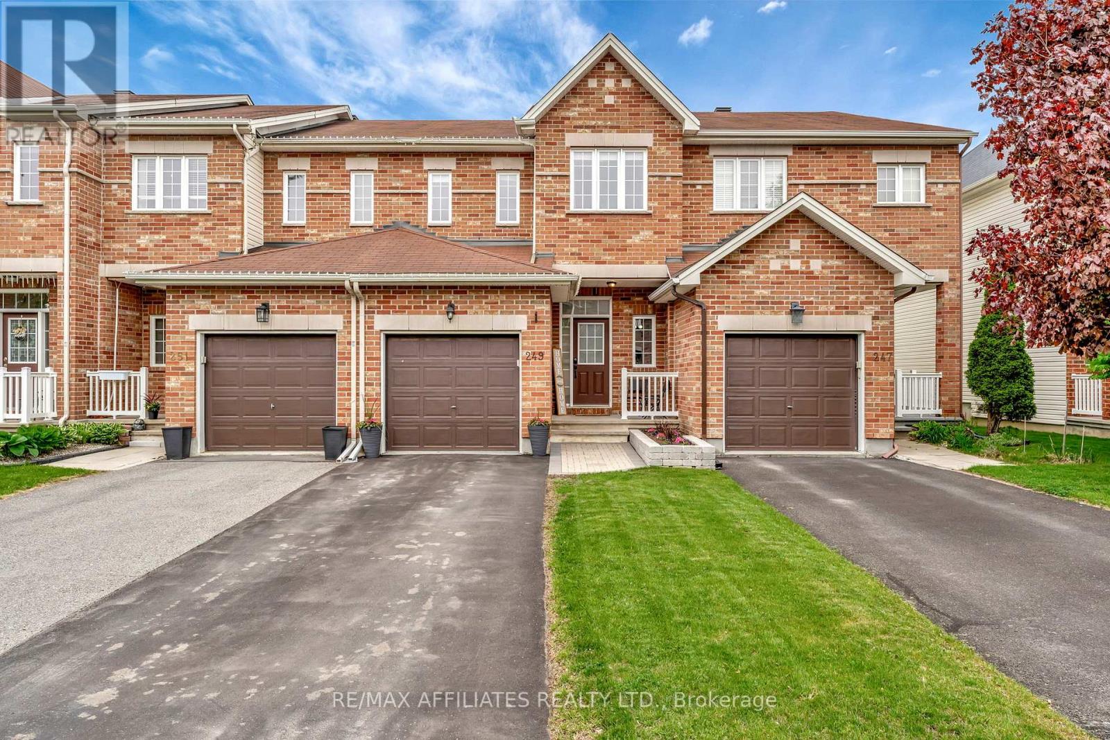 249 WAYMARK CRESCENT, Ottawa, Ontario