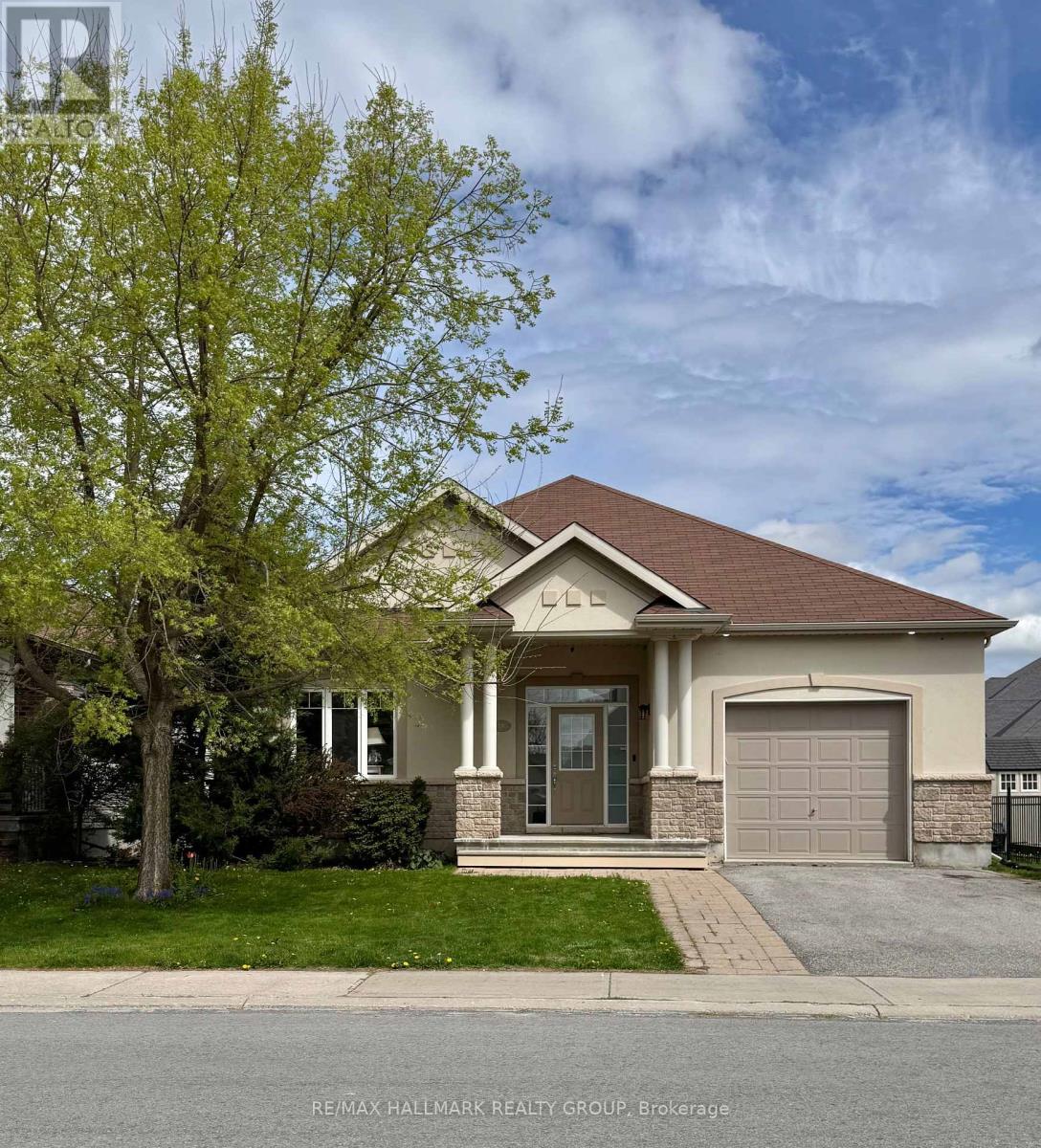130 STONEWATER BAY, Carleton Place, Ontario