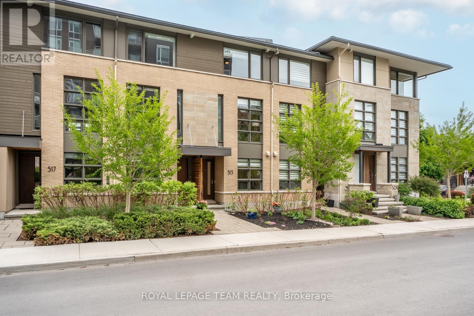 513 DE MAZENOD AVENUE, Ottawa, Ontario