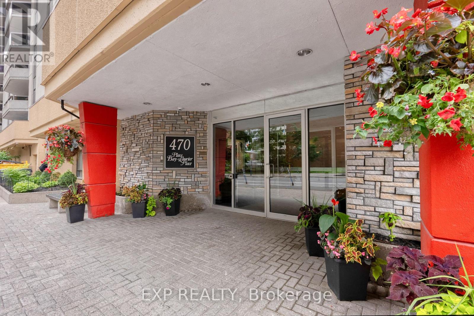 304 - 470 LAURIER AVENUE W, Ottawa, Ontario
