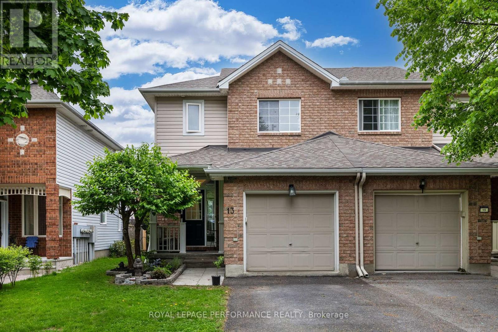13 MILNER DOWNS CRESCENT, Ottawa, Ontario