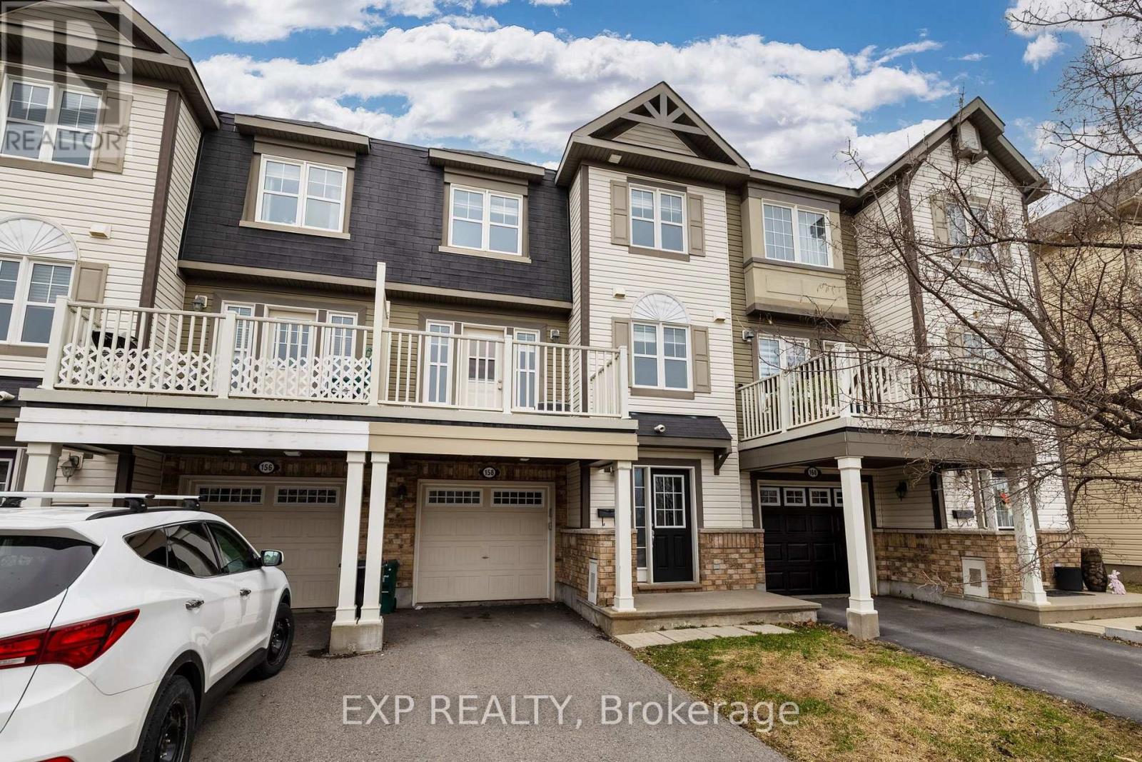 158 SUNSHINE CRESCENT, Ottawa, Ontario