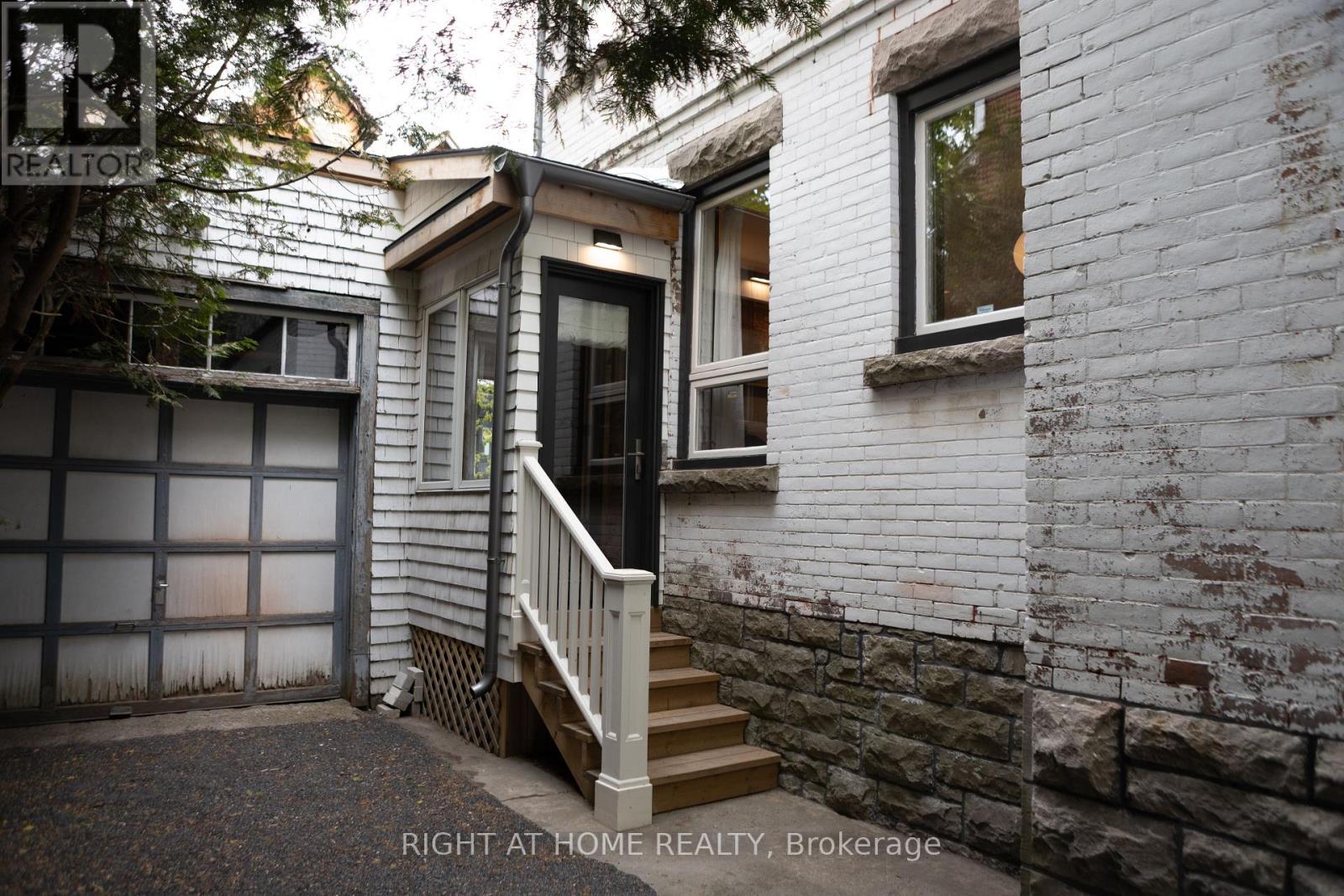 UNIT B - 479 WILBROD STREET, Ottawa, Ontario