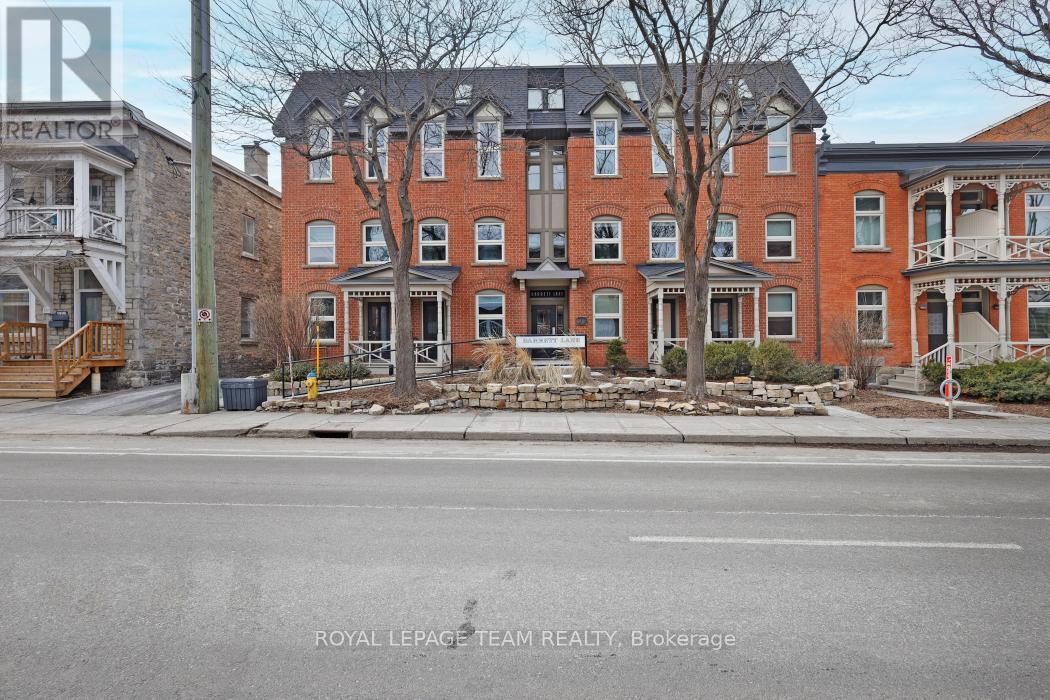 11 - 215 ST PATRICK STREET, Ottawa, Ontario