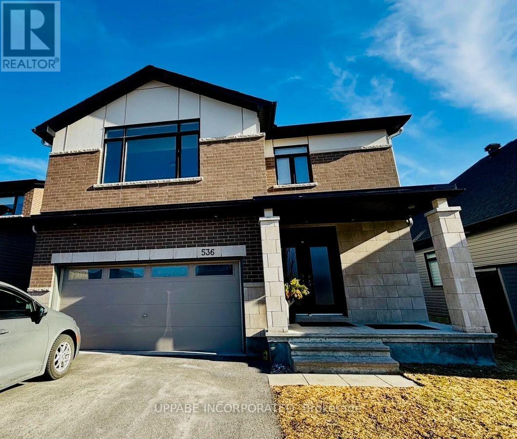 536 BOBOLINK RIDGE, Ottawa, Ontario