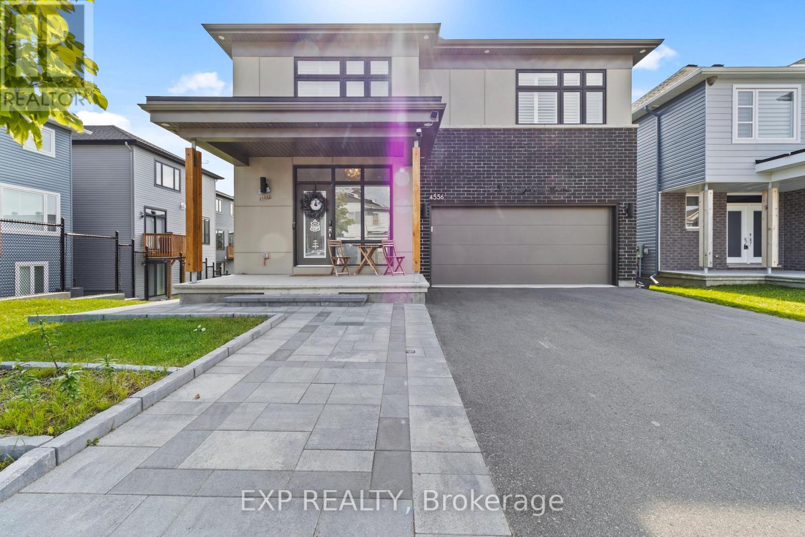 4556 KELLY FARM DRIVE, Ottawa, Ontario