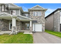 33 MAC BEATTIE DRIVE, Arnprior, Ontario