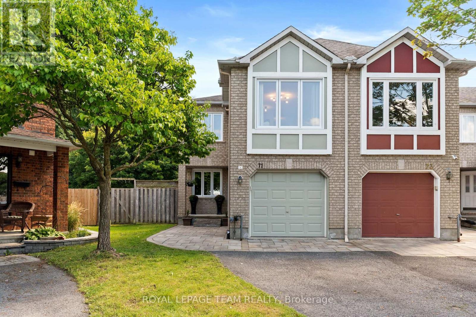 71 GRENADIER WAY, Ottawa, Ontario