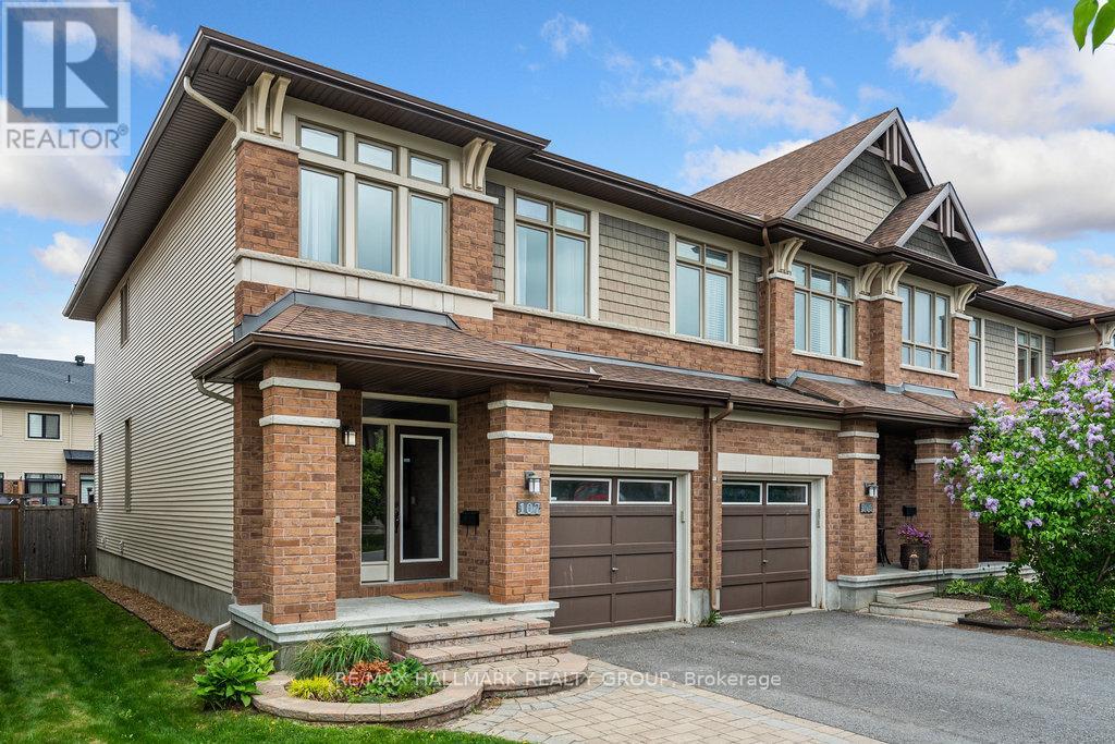 107 NUTTING CRESCENT, Ottawa, Ontario