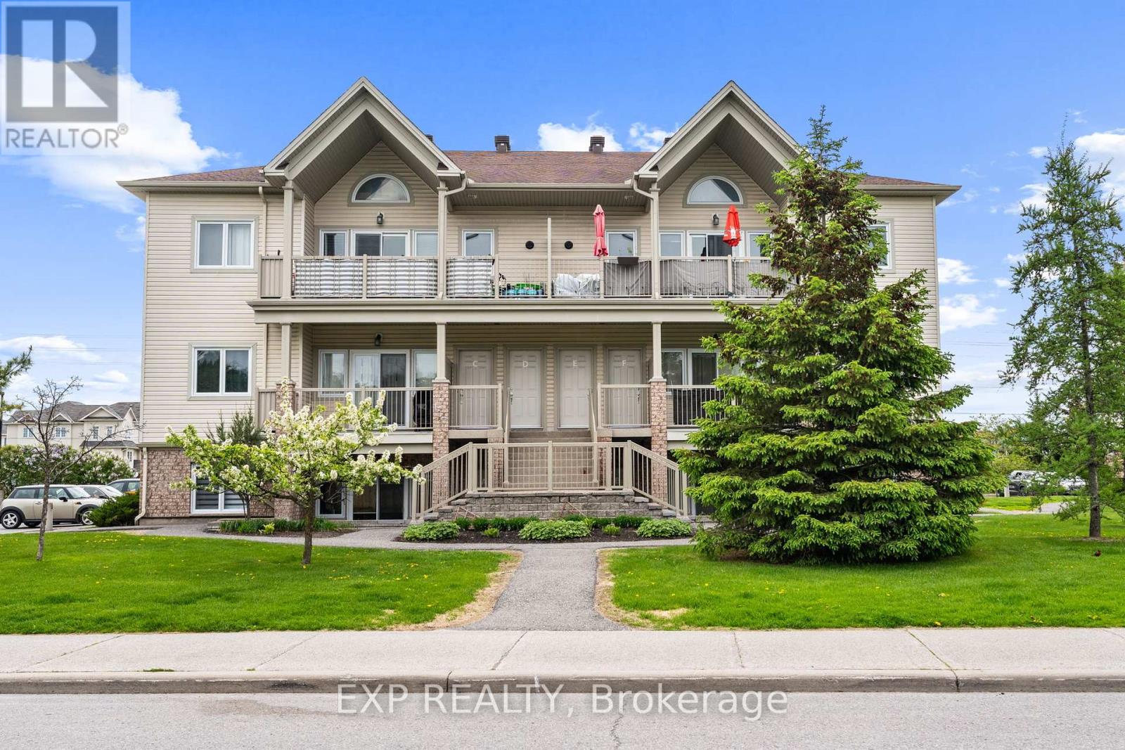 5 - 137A HARTHILL WAY, Ottawa, Ontario