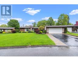 13 AMUNDSEN CRESCENT, Ottawa, Ontario
