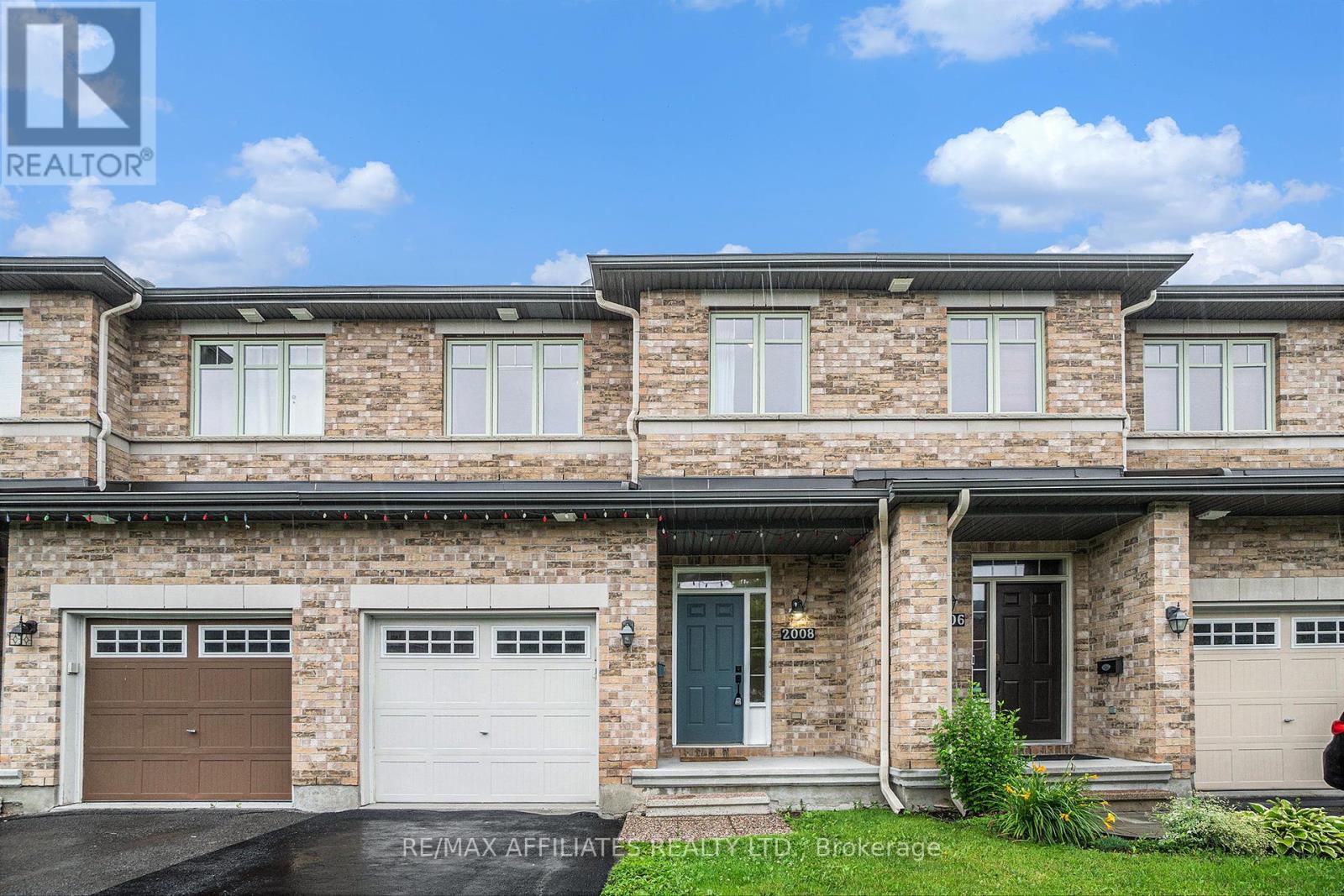 2008 PENNYROYAL CRESCENT, Ottawa, Ontario