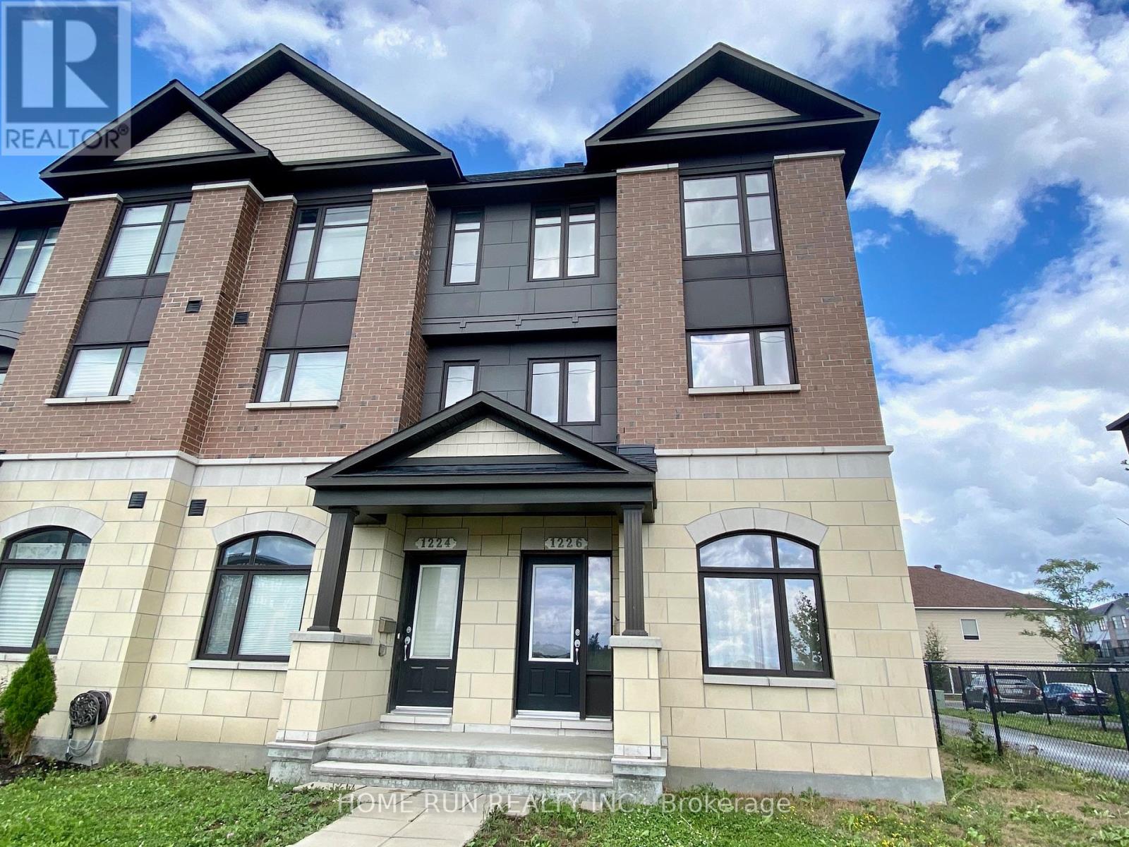 1226 LONGFIELDS DRIVE, Ottawa, Ontario