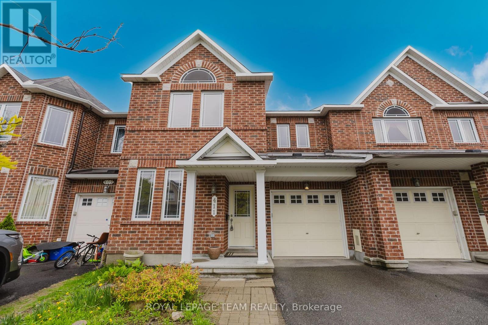 411 TEMISKAMING CRESCENT, Ottawa, Ontario