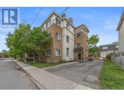479 COOPER STREET, Ottawa, Ontario