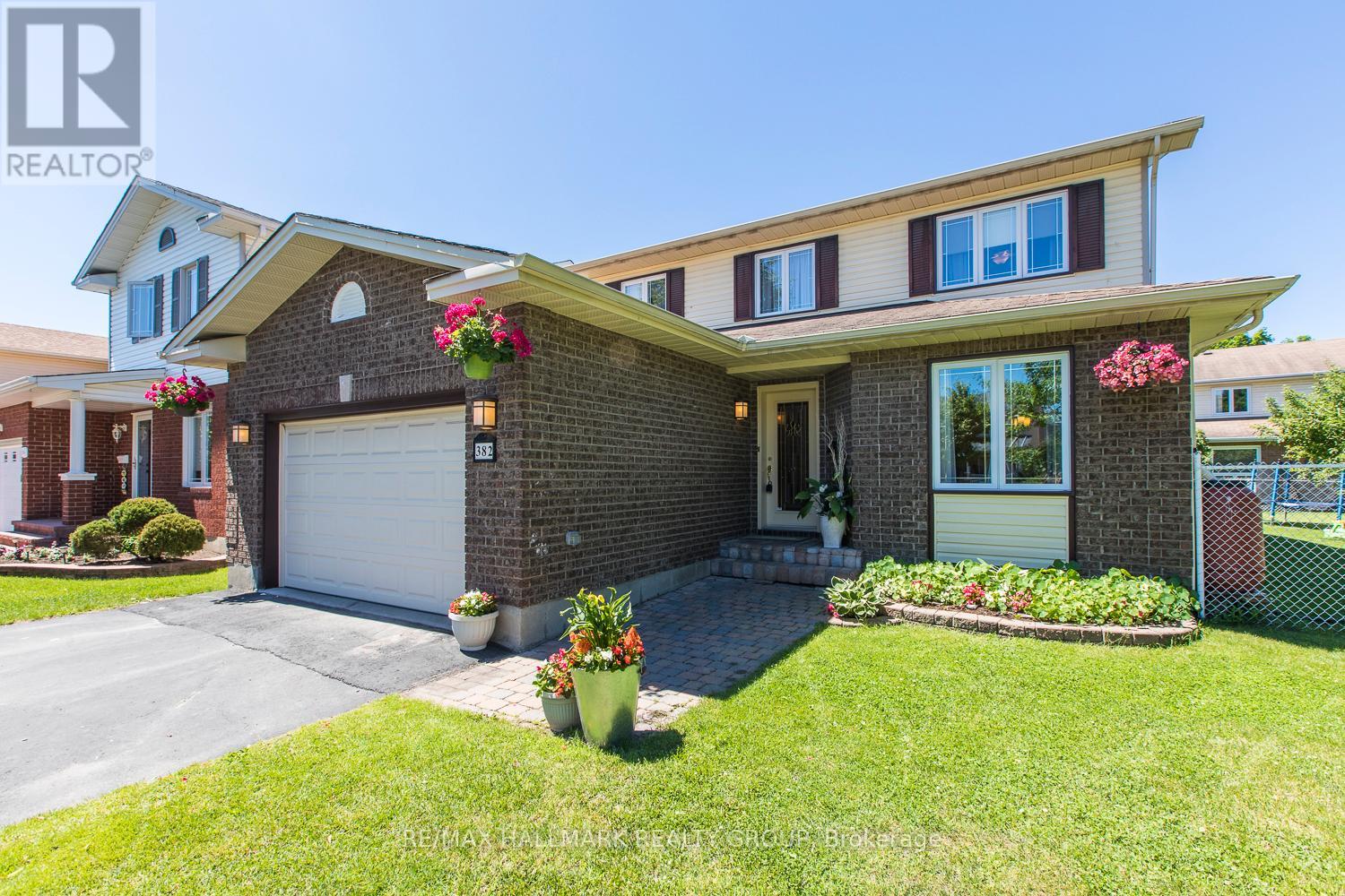 382 PAULINE CHARRON PLACE, Ottawa, Ontario