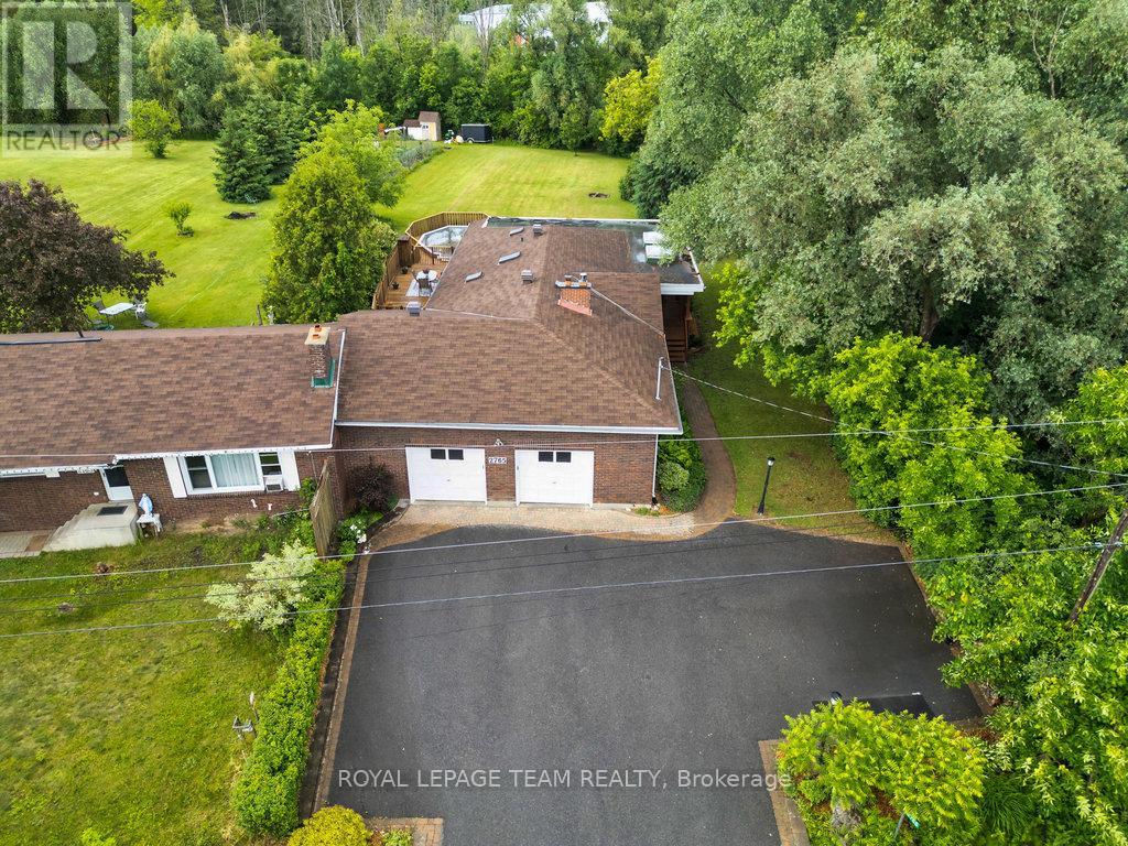 2765 QUINN ROAD, Ottawa, Ontario