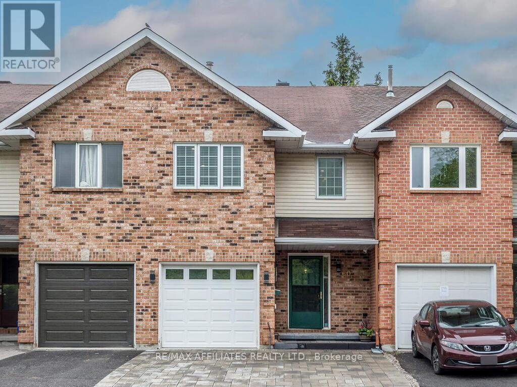 60 ROYAL OAK COURT, Ottawa, Ontario