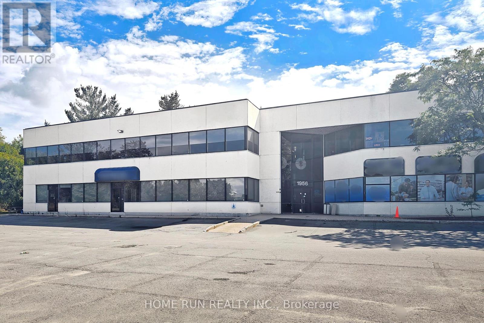216 - 1956 ROBERTSON ROAD, Ottawa, Ontario