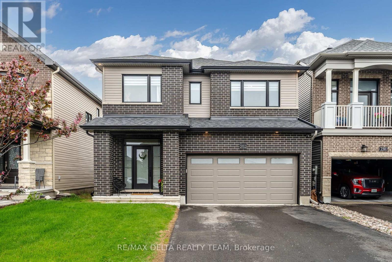 252 AQUARIUM AVENUE, Ottawa, Ontario