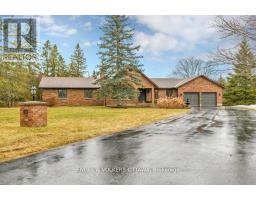 102 DELANEY DRIVE, Ottawa, Ontario