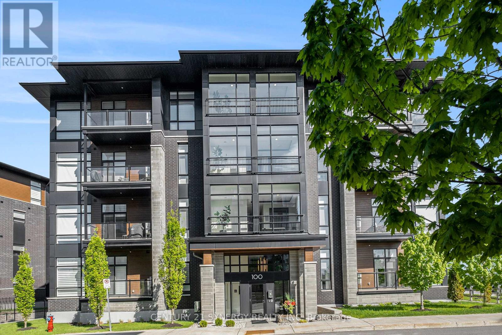 104 - 100 CORTILE PRIVATE, Ottawa, Ontario