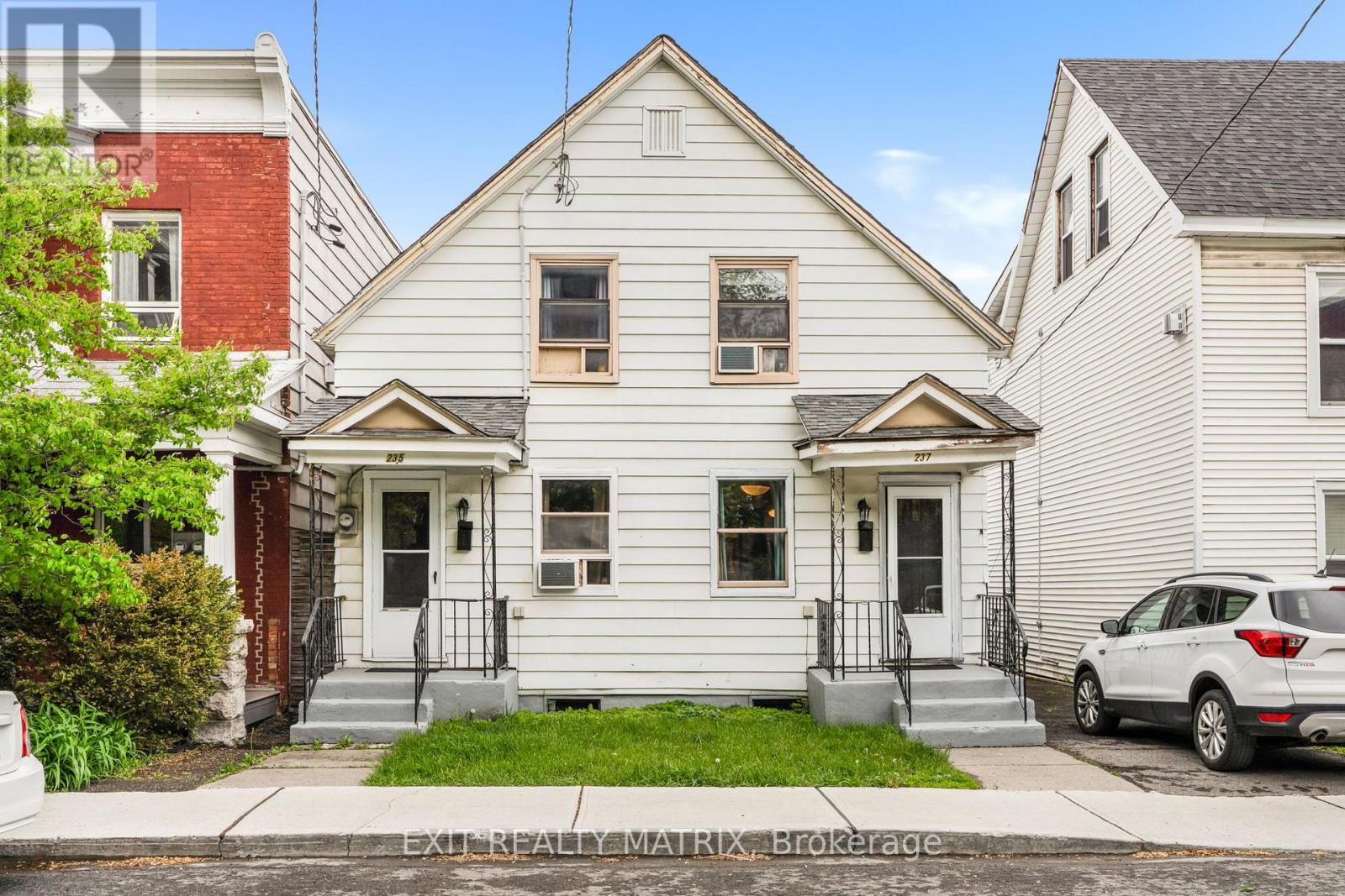235-237 GUIGUES AVENUE, Ottawa, Ontario