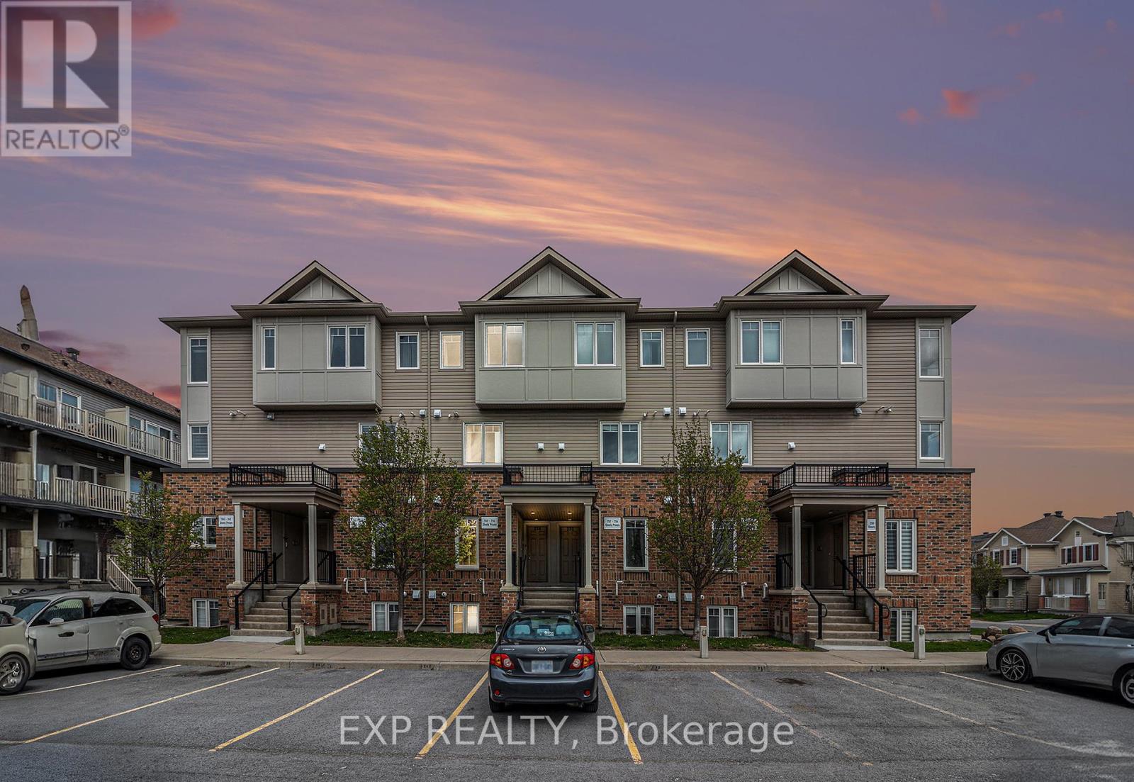 250 SHANLY PRIVATE, Ottawa, Ontario