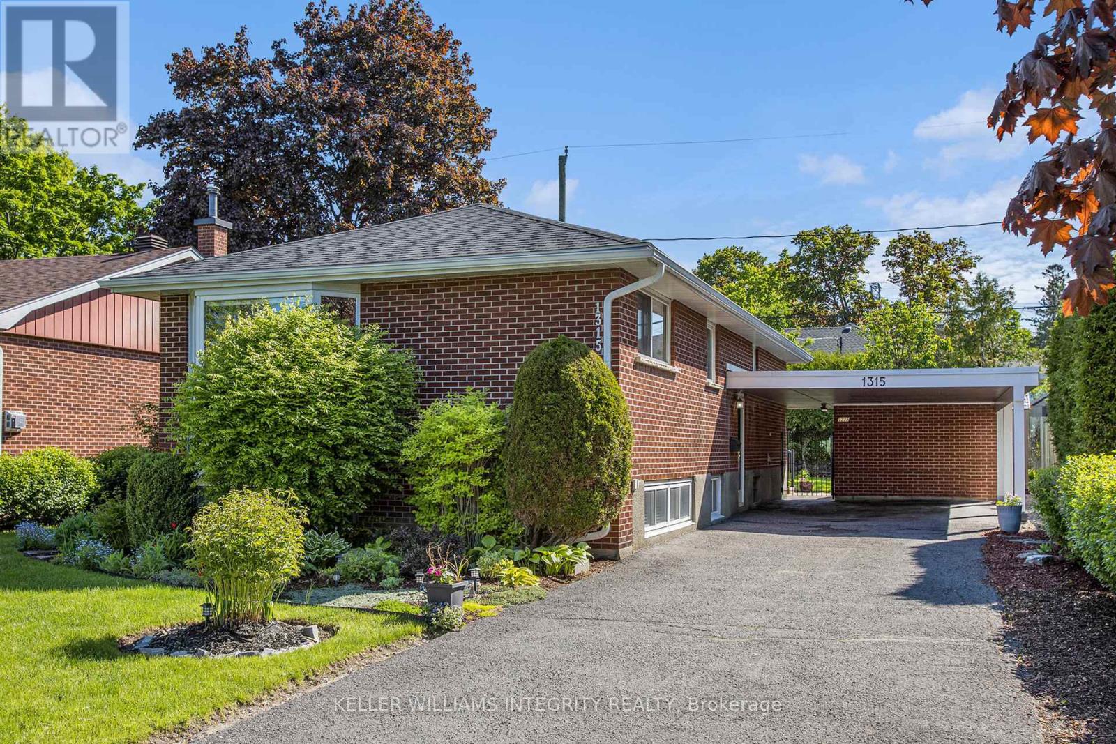 1315 AGINCOURT ROAD, Ottawa, Ontario