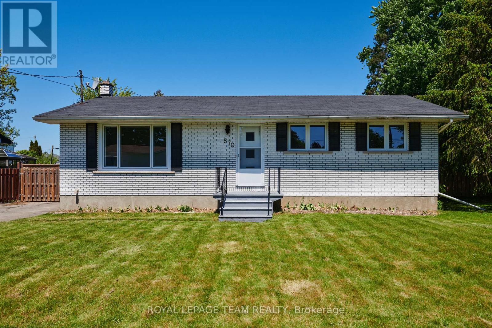 570 DUFFERIN STREET W, North Dundas, Ontario